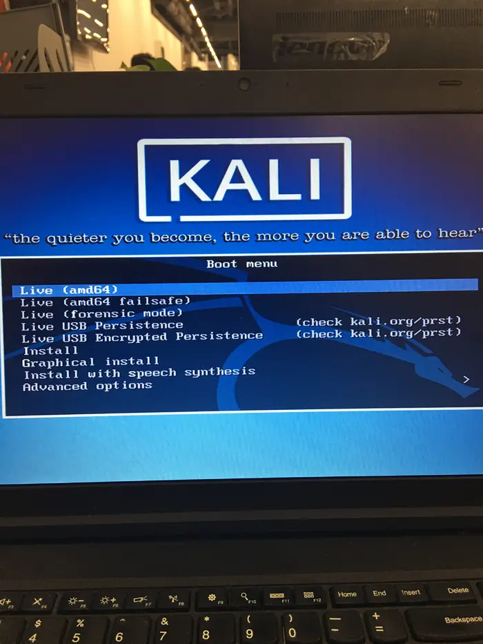 windows下 安装Kali Linux到 U盘的方法